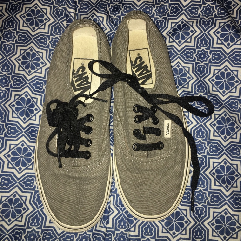 Vans - Picture 2 of 3
